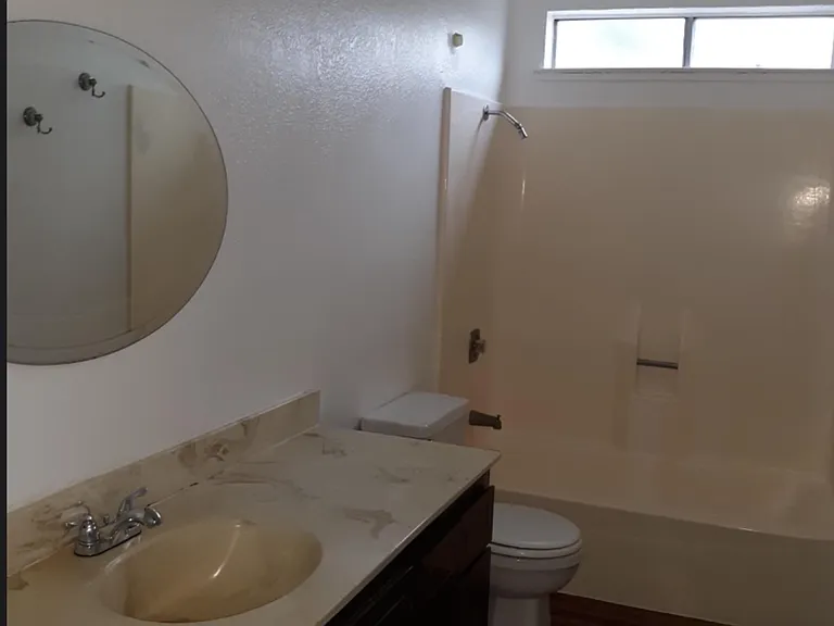 1217 Bunker Hill Dr — Photo 8