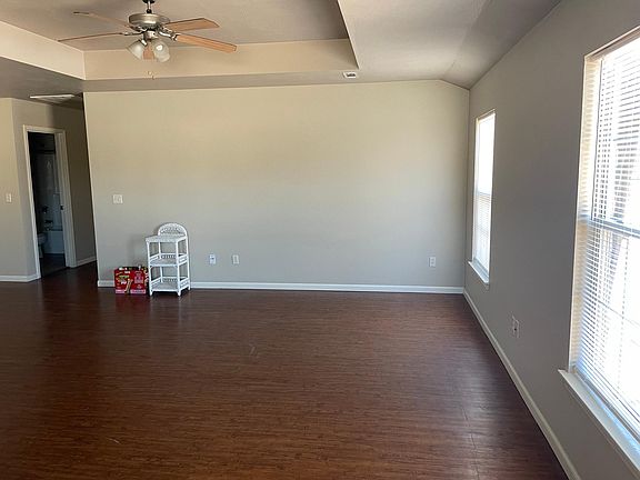 Living room, nice open floor plan with lots of natural light!