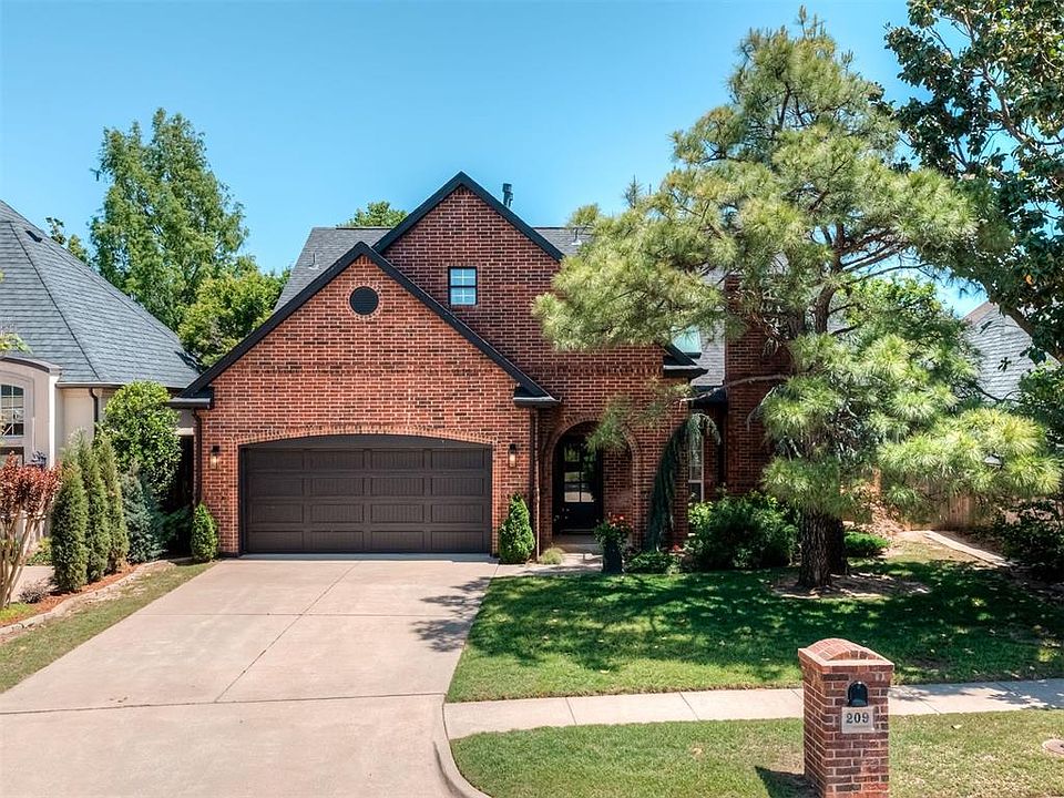 1st image of 209 Olde Brook Ct
