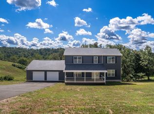 7343 Lost Pavement Rd, Washington, WV 26181