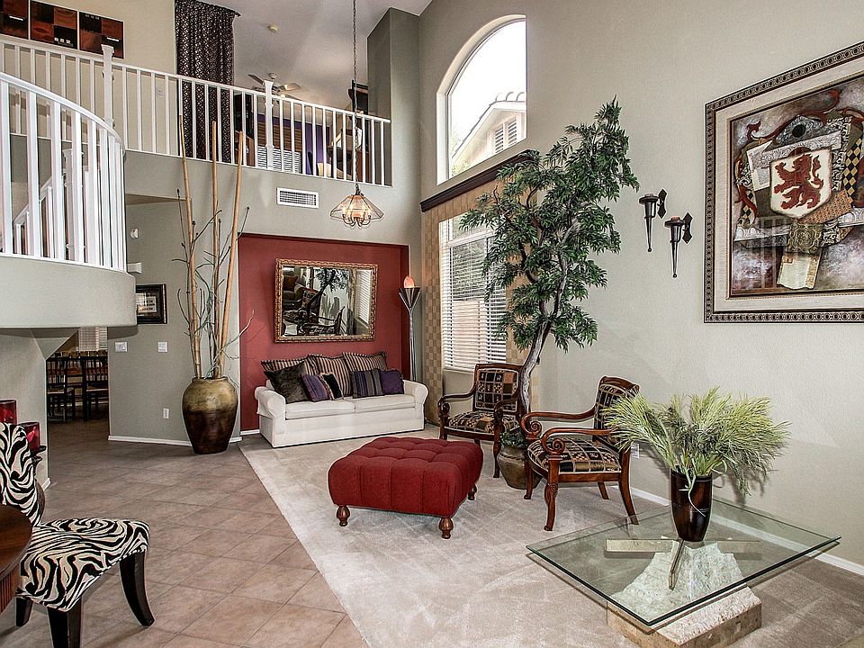 Open with SOARING ceilings!