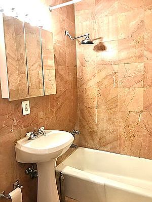4th image of 2790 Broadway APT 7C