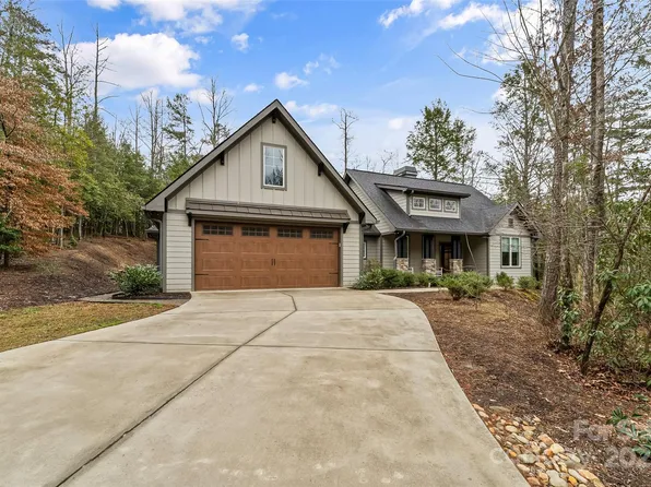 30 Springhouse Trl, Brevard, NC 28712