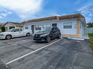 210 NE 40th St, Oakland Park, FL 33334