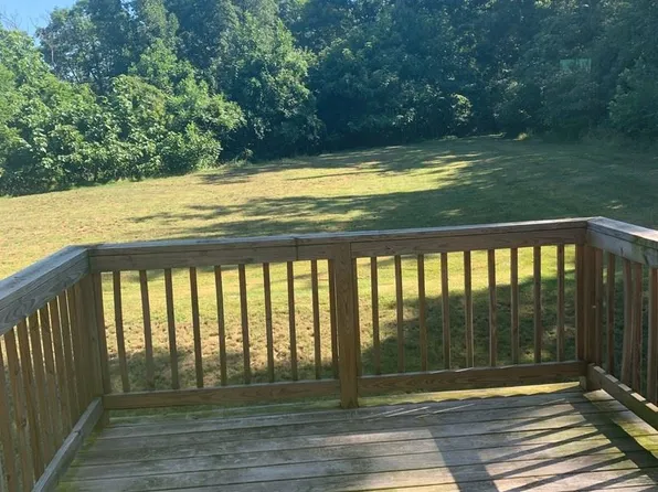 2324 Sunny Hill Cir, York, PA 17406