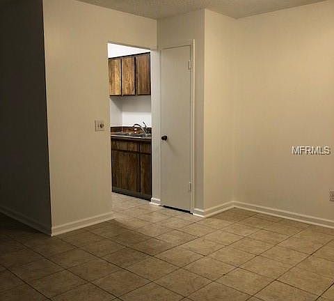 2nd image of 3507 W San Juan St