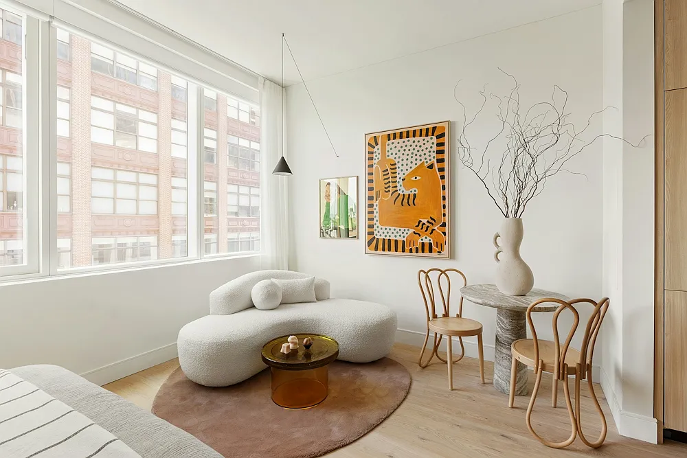 312 West 43rd Street — Photo 4