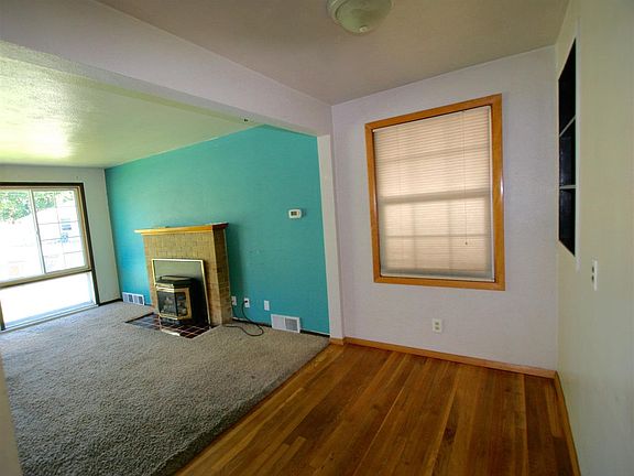 5th image of 4609 N King Ct