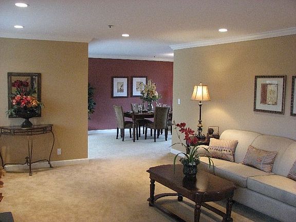 4th image of 460 Lassen St APT 11