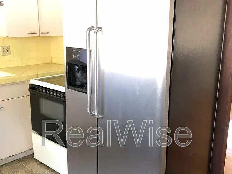 801 Ashland St #3 — Photo 6