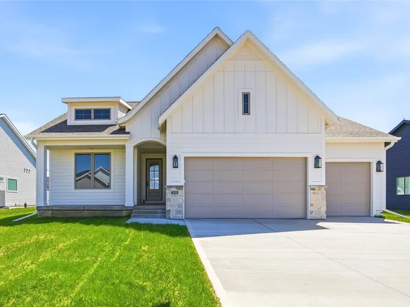 427 Walnut Dr, Huxley, IA 50124