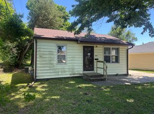706 E 21st Street Pl S, Newton, IA 50208