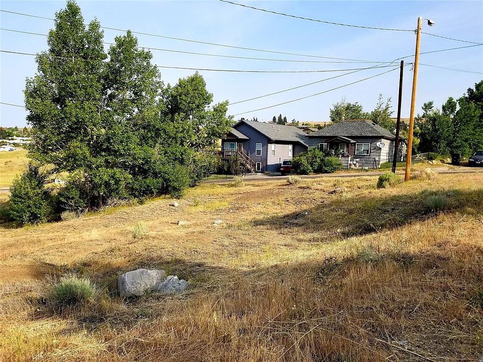 2nd image of 102 Missoula Ave