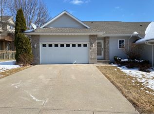 1426 Ranier Dr #1426, Iowa City, IA 52246