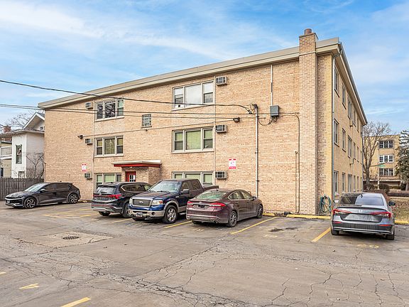 3rd image of 301 Chicago Ave APT 3CW