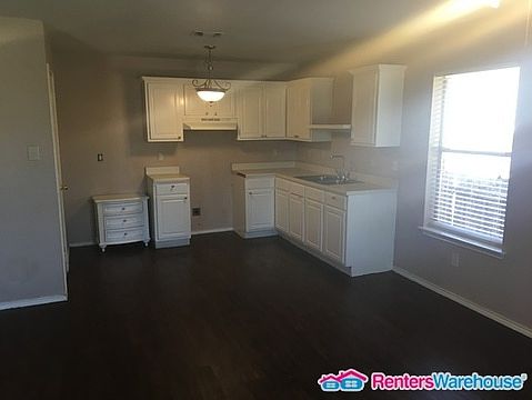 3rd image of 9035 Port Shire Dr