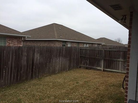 5th image of 1005 Sun Meadow Ct