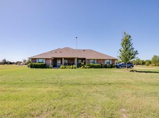 202 Bridal Path NW, Piedmont, OK 73078