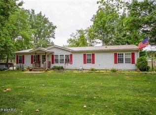 2463 Hemlock Rd, Quincy, MI 49082