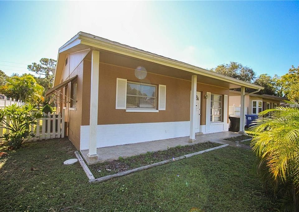 1st image of 726 71st Ave N