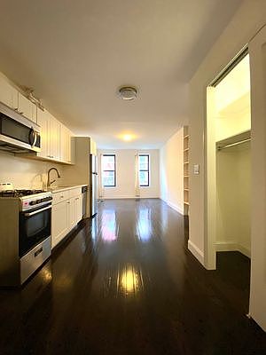 1st image of 226 E 89th St APT 8