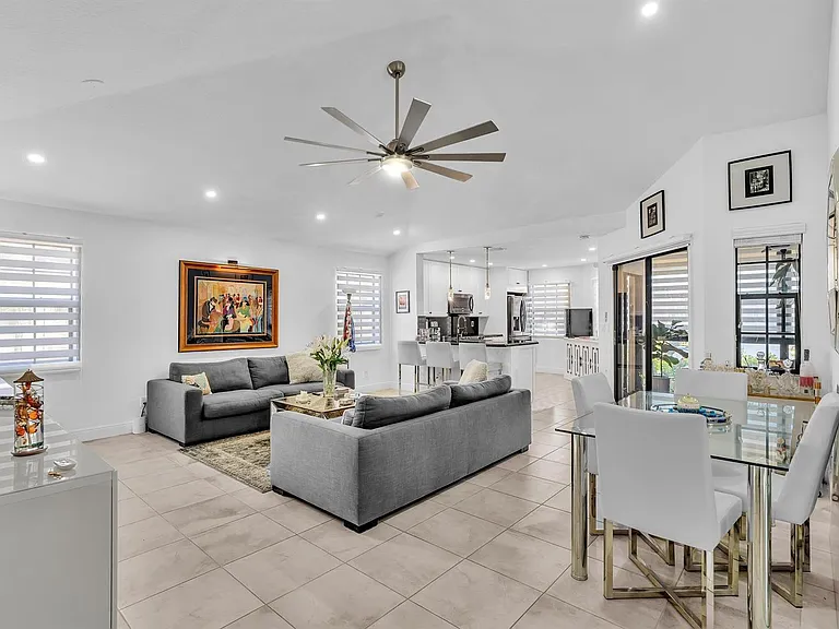 6666 Montego Bay Blvd #B — Photo 10