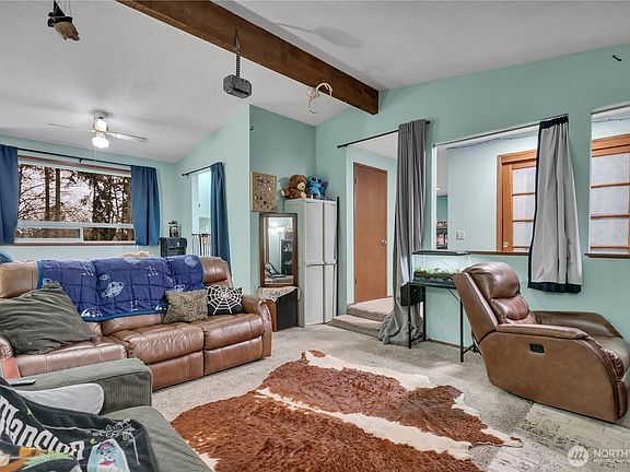 5th image of 20327 W Richmond Road