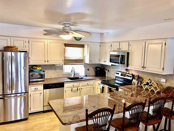 4th image of 4901 Landis Ave Unit 102