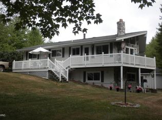 13676 Beckwith Dr NE, Lowell, MI 49331