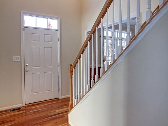 4th image of 2715 McKenzie Ln