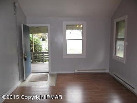 2nd image of 1388 Pocono Blvd APT 101