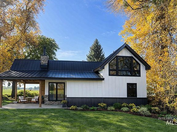 5th image of 2250 Moritz Ln