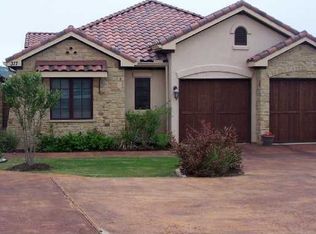 317 Jack Nicklaus Dr, Austin, TX 78738
