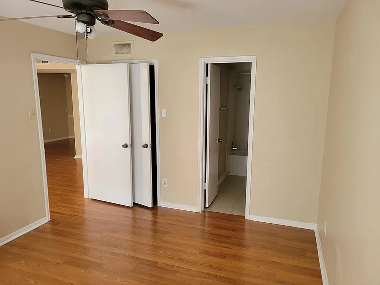 6606 De Moss Dr #604 — Photo 25
