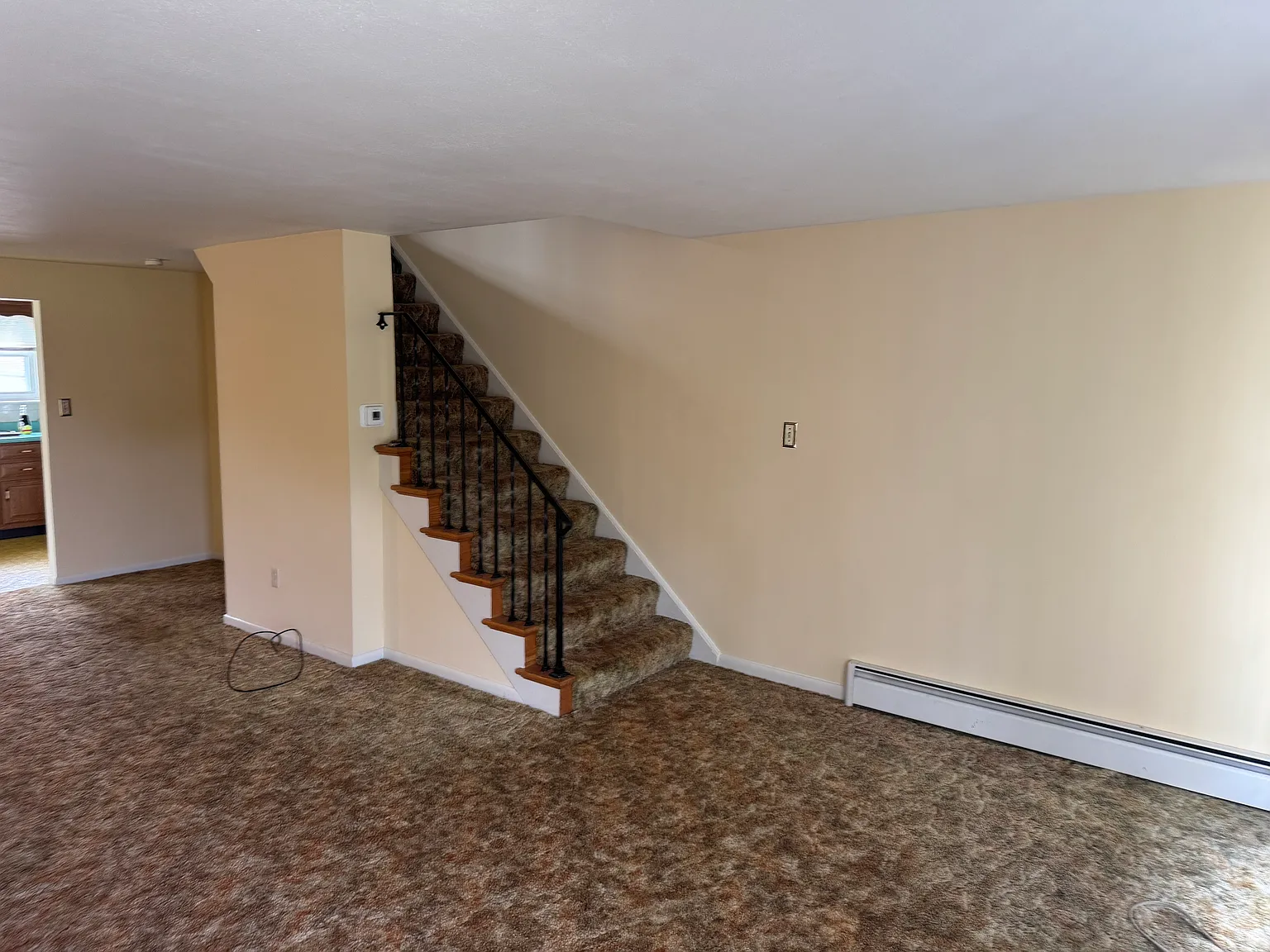 3 bed, 1656 sqft, $1,775 — Photo 2