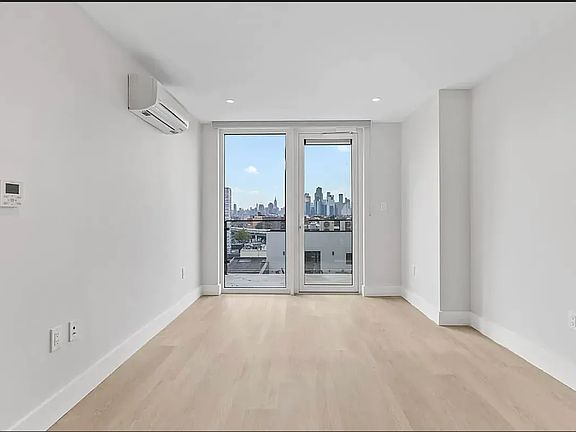 5th image of 43-25 52nd St #59G
