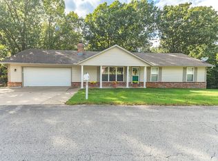 8789 Apple Gln, Rogers, AR 72756