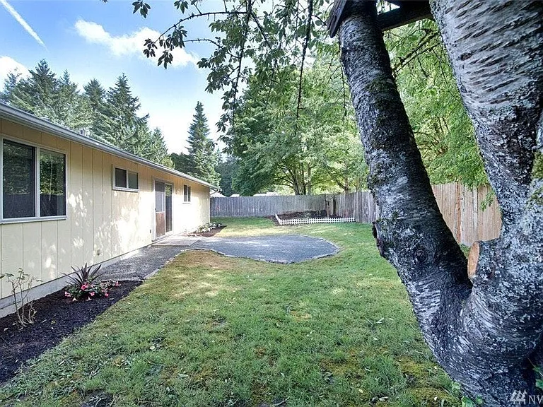 7552 206th Pl NE — Photo 13