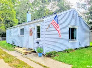 107 Logan Rd, Marquette Heights, IL 61554