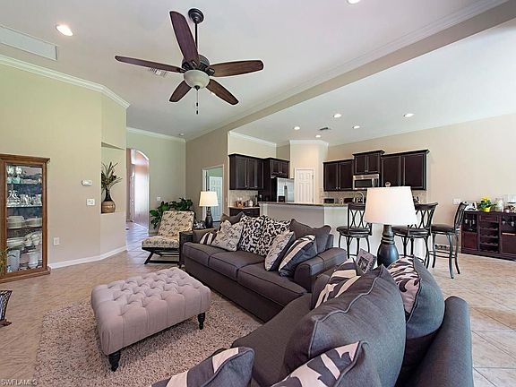 3rd image of 10546 Yorkstone Dr