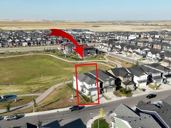 52 N Evansfield Mnr NW, Calgary, AB T3P 1J9