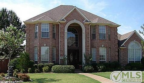 1st image of 3800 Lakedale Dr