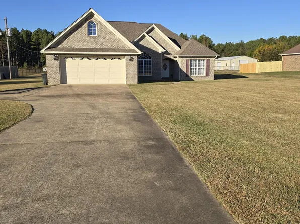 373 Renon Ln, Caledonia, MS 39740