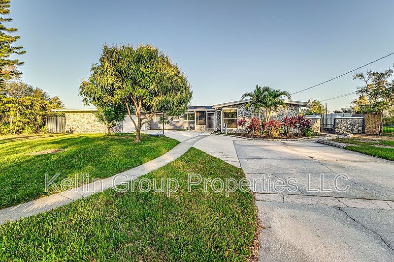 1st image of 1506 Edgewater Beach Dr