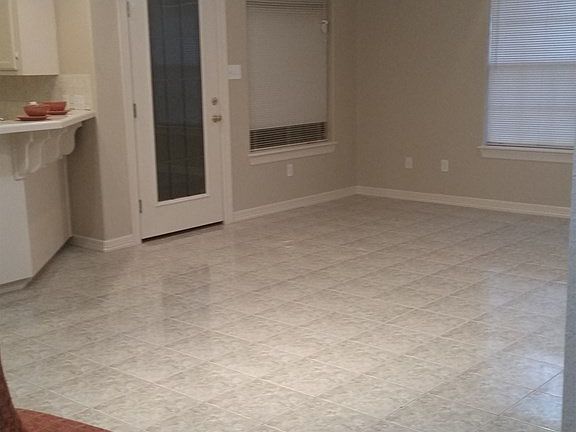 3rd image of 3248 Campanario Cir