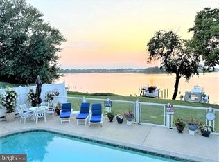 250 Harlem Rd, Pasadena, MD 21122