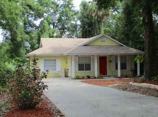 25331 Saint Anne St, Mount Plymouth, FL 32776