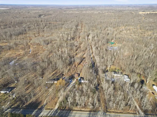 3105 E Baker Rd, Midland, MI 48642