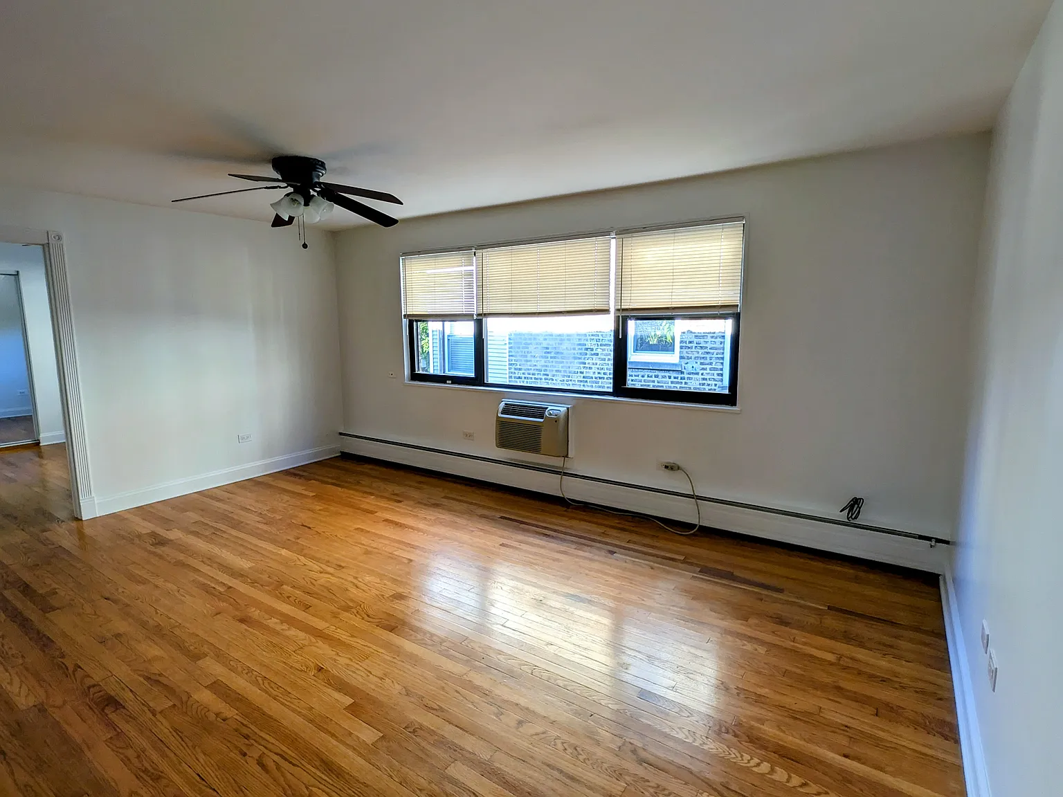1 bed, 650 sqft, $1,550 — Photo 4