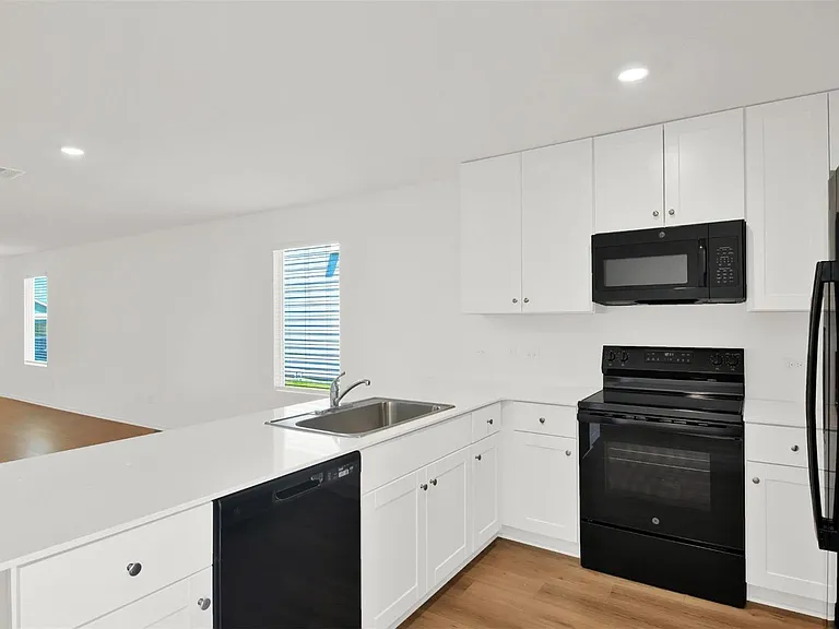 136 Jack Browning Dr — Photo 7